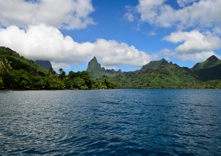 Opunohu Bay (Baie d'Opunohu)